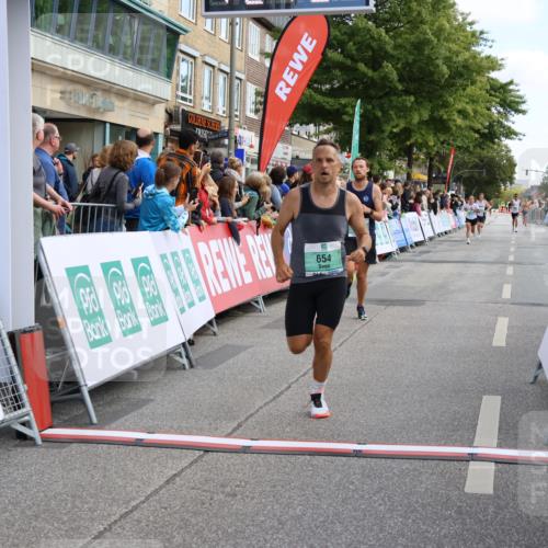 15.09.2024 - PSD Bank Halbmarathon Strokosch-Dieckow http://msf.ph/oto/7089237 15.09.2024 11:22:18 Ziel 415, 419, 422, 643, 653, 654, 876, 877, 1010 meine-sportfotos.de