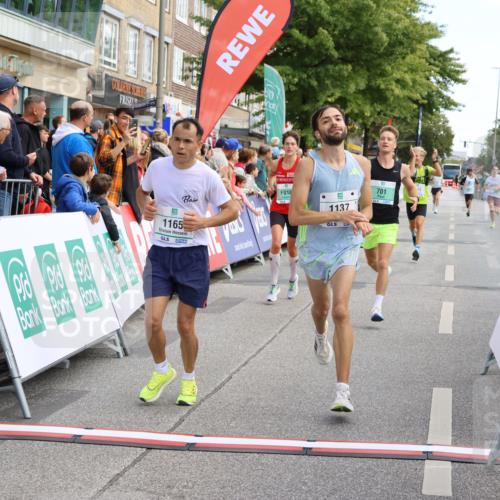 15.09.2024 - PSD Bank Halbmarathon Strokosch-Dieckow http://msf.ph/oto/7089247 15.09.2024 11:31:06 Ziel 701, 712, 749, 918, 1038, 1110, 1137, 1165, 2461, 2475, 2476, 2601 meine-sportfotos.de