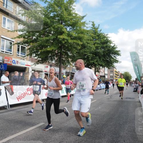 15.09.2024 - PSD Bank Halbmarathon Miley Keyser http://msf.ph/oto/7089296 15.09.2024 11:59:55 Ziel 1555, 1576, 1614, 1691, 1837, 1844, 1902, 2046, 2071, 2151, 2161, 2415, 2418, 2558, 2752, 2791, 2795, 2799, 2807, 2841, 2864, 2874, 2949, 3026, 3177, 3523 meine-sportfotos.de
