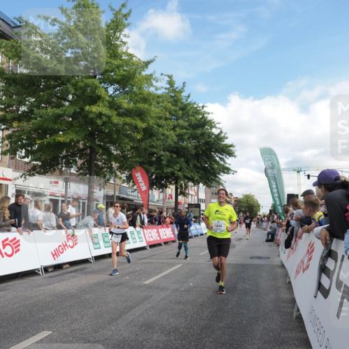 15.09.2024 - PSD Bank Halbmarathon Miley Keyser http://msf.ph/oto/7089305 15.09.2024 11:59:56 Ziel 1555, 1576, 1614, 1691, 1837, 1844, 1902, 2071, 2151, 2161, 2415, 2418, 2558, 2752, 2791, 2795, 2799, 2807, 2841, 2864, 2874, 2949, 3026, 3177, 3523 meine-sportfotos.de