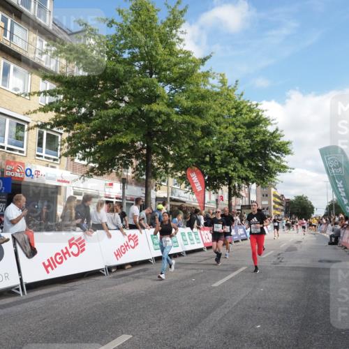 15.09.2024 - PSD Bank Halbmarathon Miley Keyser http://msf.ph/oto/7089393 15.09.2024 12:00:09 Ziel 1576, 1625, 1691, 1725, 2071, 2713, 2714, 2791, 2795, 2799, 2826, 2983, 3026, 3098, 3519, 3550 meine-sportfotos.de