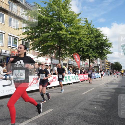 15.09.2024 - PSD Bank Halbmarathon Miley Keyser http://msf.ph/oto/7089404 15.09.2024 12:00:11 Ziel 1258, 1546, 1576, 1625, 1691, 1725, 1952, 2713, 2714, 2791, 2795, 2799, 2826, 2983, 3026, 3098, 3519, 3550 meine-sportfotos.de