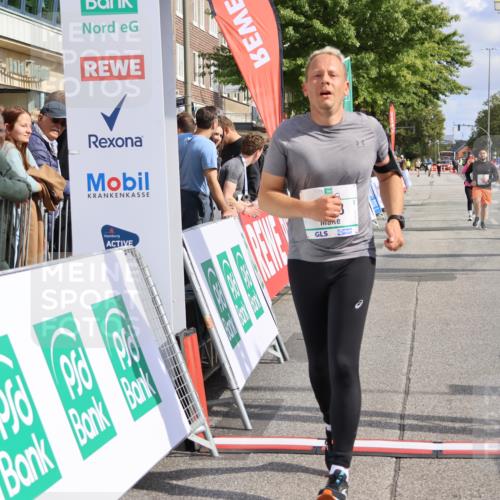 15.09.2024 - PSD Bank Halbmarathon Strokosch-Dieckow http://msf.ph/oto/7089429 15.09.2024 12:40:32 Ziel 1668, 2395, 2428, 3503 meine-sportfotos.de