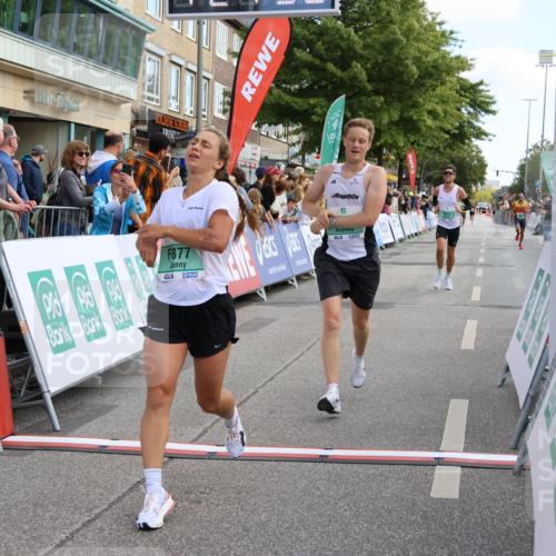 15.09.2024 - PSD Bank Halbmarathon Strokosch-Dieckow http://msf.ph/oto/7089469 15.09.2024 11:22:27 Ziel 415, 423, 593, 631, 654, 666, 877 meine-sportfotos.de