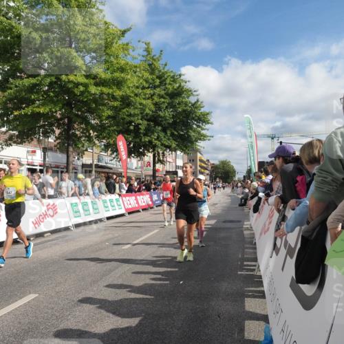 15.09.2024 - PSD Bank Halbmarathon Miley Keyser http://msf.ph/oto/7089477 15.09.2024 12:00:25 Ziel 1258, 1338, 1546, 1547, 1593, 1625, 1848, 1852, 1952, 1960, 2047, 2357, 2570, 2713, 2714, 2778, 2826, 3445, 3519 meine-sportfotos.de