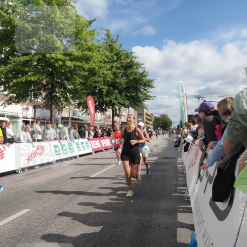 15.09.2024 - PSD Bank Halbmarathon Miley Keyser http://msf.ph/oto/7089480 15.09.2024 12:00:25 Ziel 1258, 1338, 1546, 1547, 1593, 1625, 1848, 1852, 1952, 1960, 2047, 2357, 2570, 2713, 2714, 2778, 2826, 3445, 3519 meine-sportfotos.de