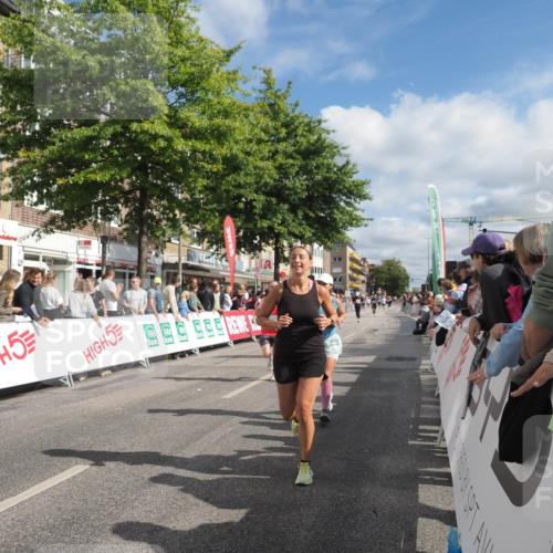 15.09.2024 - PSD Bank Halbmarathon Miley Keyser http://msf.ph/oto/7089482 15.09.2024 12:00:25 Ziel 1258, 1338, 1546, 1547, 1593, 1625, 1848, 1852, 1952, 1960, 2047, 2357, 2570, 2713, 2714, 2778, 2826, 3445, 3519 meine-sportfotos.de