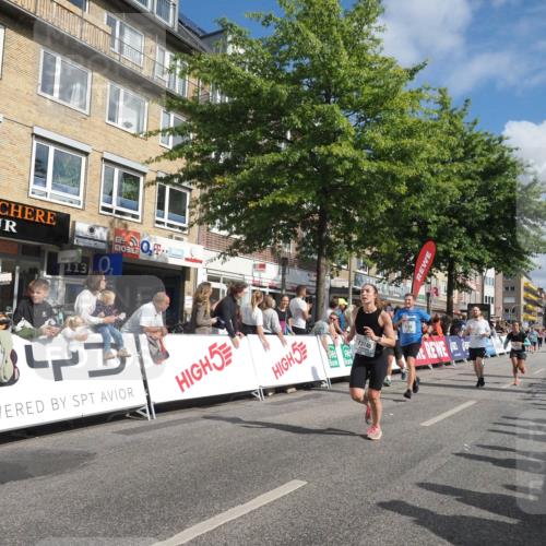 15.09.2024 - PSD Bank Halbmarathon Miley Keyser http://msf.ph/oto/7089575 15.09.2024 12:00:42 Ziel 1338, 1362, 1781, 1788, 1914, 1951, 2047, 2048, 2248, 2293, 2560, 2570, 2842, 2928, 3028, 3088, 3146, 3171, 3316 meine-sportfotos.de