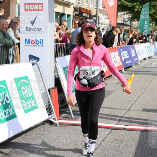 15.09.2024 - PSD Bank Halbmarathon Strokosch-Dieckow http://msf.ph/oto/7089614 15.09.2024 12:40:44 Ziel 1668, 2428, 3499 meine-sportfotos.de