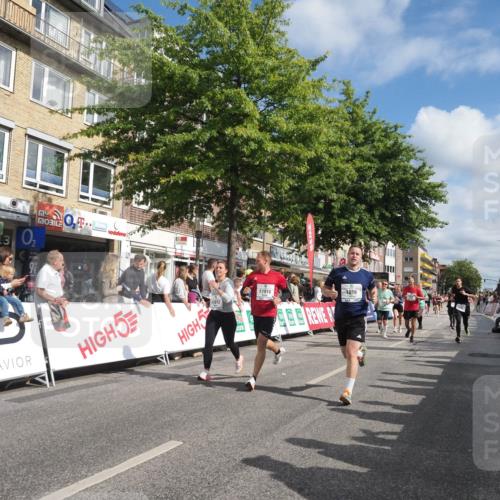 15.09.2024 - PSD Bank Halbmarathon Miley Keyser http://msf.ph/oto/7089653 15.09.2024 12:00:58 Ziel 1362, 1492, 1732, 1769, 1782, 1792, 1868, 1880, 1899, 1969, 2223, 2248, 2293, 2772, 2813, 2824, 2875, 2910, 2928, 2953, 2961, 3023, 3088, 3171 meine-sportfotos.de