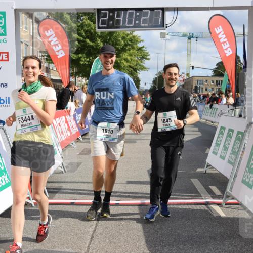 15.09.2024 - PSD Bank Halbmarathon Strokosch-Dieckow http://msf.ph/oto/7089682 15.09.2024 12:41:18 Ziel 1845, 1910, 3444 meine-sportfotos.de