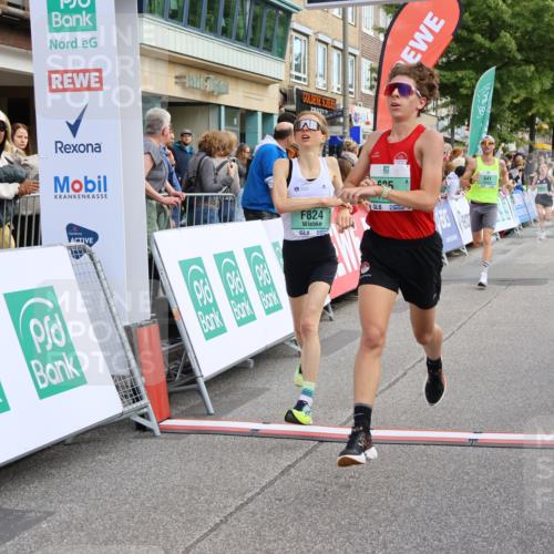 15.09.2024 - PSD Bank Halbmarathon Strokosch-Dieckow http://msf.ph/oto/7089685 15.09.2024 11:22:37 Ziel 423, 432, 593, 631, 641, 666, 685, 823, 824, 877, 1473 meine-sportfotos.de