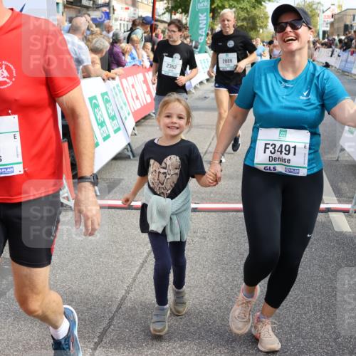 15.09.2024 - PSD Bank Halbmarathon Strokosch-Dieckow http://msf.ph/oto/7089746 15.09.2024 12:29:27 Ziel 2073, 2075, 2089, 2362, 2451, 3057, 3129, 3247, 3266, 3287, 3325, 3401, 3491 meine-sportfotos.de