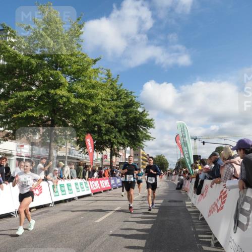 15.09.2024 - PSD Bank Halbmarathon Miley Keyser http://msf.ph/oto/7089753 15.09.2024 12:01:14 Ziel 1631, 1695, 1732, 1755, 1880, 1899, 1971, 2236, 2237, 2682, 2710, 2772, 2805, 2824, 2843, 2952, 2953, 2964, 3176, 3190 meine-sportfotos.de