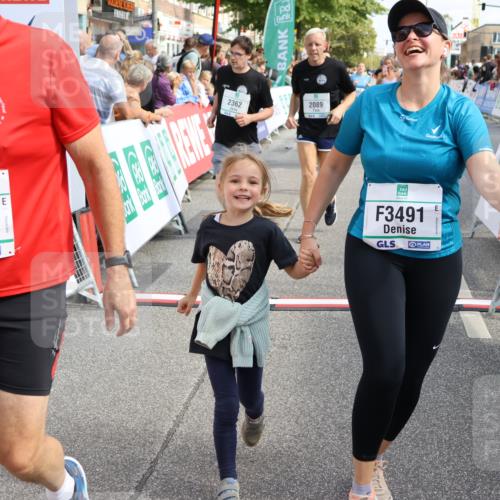 15.09.2024 - PSD Bank Halbmarathon Strokosch-Dieckow http://msf.ph/oto/7089765 15.09.2024 12:29:27 Ziel 2073, 2075, 2089, 2362, 2451, 3057, 3129, 3247, 3266, 3287, 3325, 3401, 3491 meine-sportfotos.de