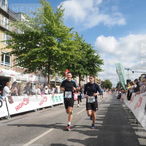 15.09.2024 - PSD Bank Halbmarathon Miley Keyser http://msf.ph/oto/7089767 15.09.2024 12:01:16 Ziel 1631, 1695, 1732, 1755, 1899, 1971, 2236, 2237, 2682, 2710, 2772, 2805, 2824, 2843, 2952, 2964, 3176, 3190 meine-sportfotos.de