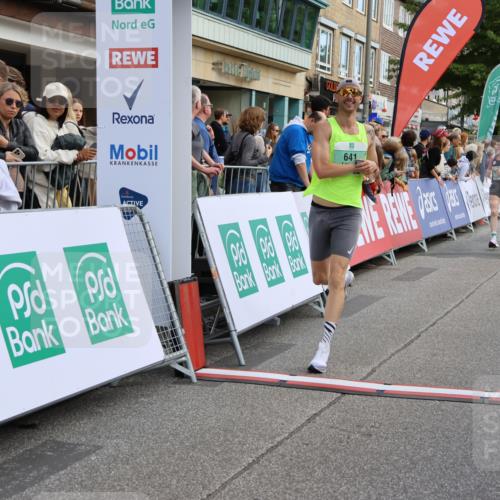 15.09.2024 - PSD Bank Halbmarathon Strokosch-Dieckow http://msf.ph/oto/7089776 15.09.2024 11:22:39 Ziel 423, 432, 593, 631, 641, 666, 681, 685, 823, 824, 1473 meine-sportfotos.de