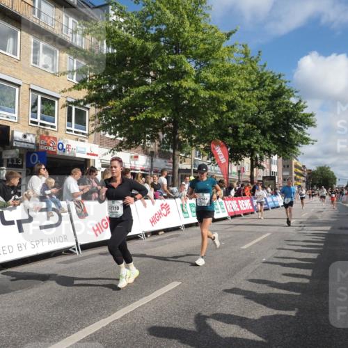 15.09.2024 - PSD Bank Halbmarathon Miley Keyser http://msf.ph/oto/7089778 15.09.2024 12:01:18 Ziel 1631, 1695, 1710, 1755, 1971, 2236, 2237, 2682, 2710, 2805, 2843, 2952, 2964, 3176, 3190 meine-sportfotos.de