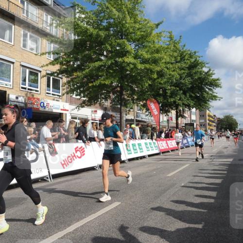 15.09.2024 - PSD Bank Halbmarathon Miley Keyser http://msf.ph/oto/7089782 15.09.2024 12:01:18 Ziel 1631, 1695, 1710, 1755, 1971, 2236, 2237, 2682, 2710, 2805, 2843, 2952, 2964, 3176, 3190 meine-sportfotos.de