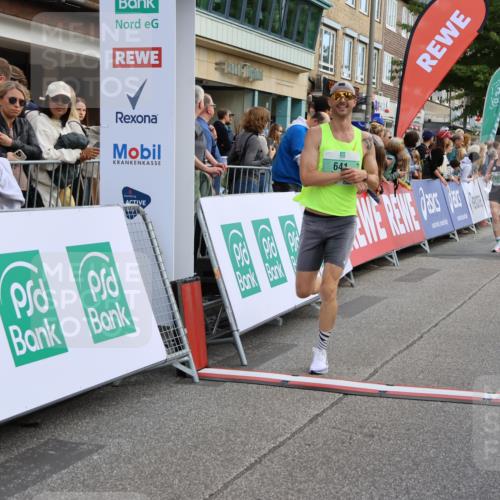 15.09.2024 - PSD Bank Halbmarathon Strokosch-Dieckow http://msf.ph/oto/7089792 15.09.2024 11:22:39 Ziel 423, 432, 593, 631, 641, 666, 681, 685, 823, 824, 1473 meine-sportfotos.de