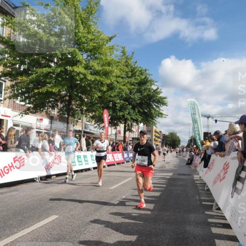 15.09.2024 - PSD Bank Halbmarathon Miley Keyser http://msf.ph/oto/7089811 15.09.2024 12:01:24 Ziel 1631, 1695, 1710, 1804, 1971, 2010, 2236, 2237, 2329, 2506, 2682, 2710, 2805, 2843, 2964, 3176, 3190, 3195 meine-sportfotos.de