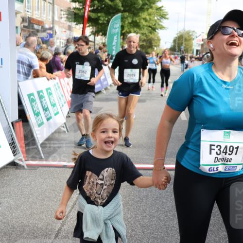 15.09.2024 - PSD Bank Halbmarathon Strokosch-Dieckow http://msf.ph/oto/7089857 15.09.2024 12:29:27 Ziel 2073, 2075, 2089, 2362, 2451, 3057, 3129, 3247, 3266, 3287, 3325, 3401, 3491 meine-sportfotos.de