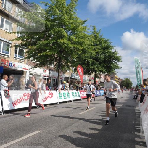 15.09.2024 - PSD Bank Halbmarathon Miley Keyser http://msf.ph/oto/7089868 15.09.2024 12:01:36 Ziel 1523, 1710, 1804, 1809, 1823, 1971, 2010, 2247, 2279, 2329, 2413, 2506, 2896, 2986, 3195 meine-sportfotos.de