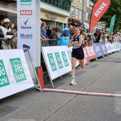 15.09.2024 - PSD Bank Halbmarathon Strokosch-Dieckow http://msf.ph/oto/7089889 15.09.2024 11:22:41 Ziel 423, 432, 593, 641, 666, 681, 685, 823, 824, 1473 meine-sportfotos.de