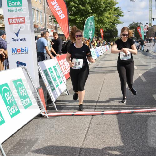 15.09.2024 - PSD Bank Halbmarathon Strokosch-Dieckow http://msf.ph/oto/7089914 15.09.2024 12:41:39 Ziel 3354, 3355, 3462 meine-sportfotos.de