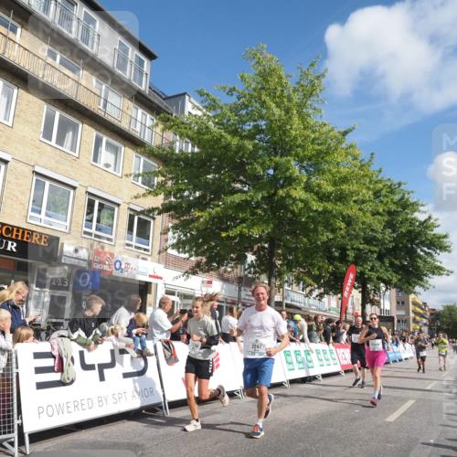 15.09.2024 - PSD Bank Halbmarathon Miley Keyser http://msf.ph/oto/7089928 15.09.2024 12:01:48 Ziel 1427, 1523, 1663, 1809, 1879, 2247, 2279, 2882, 2896, 2986, 2990, 3484 meine-sportfotos.de