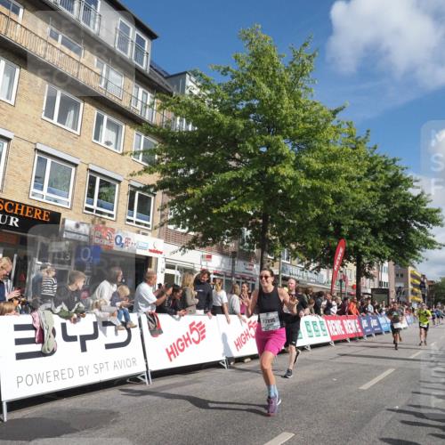 15.09.2024 - PSD Bank Halbmarathon Miley Keyser http://msf.ph/oto/7089936 15.09.2024 12:01:49 Ziel 1427, 1523, 1663, 1809, 1879, 2247, 2279, 2882, 2896, 2986, 2990, 3484 meine-sportfotos.de