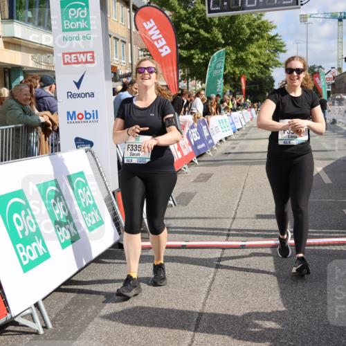 15.09.2024 - PSD Bank Halbmarathon Strokosch-Dieckow http://msf.ph/oto/7089969 15.09.2024 12:41:40 Ziel 3354, 3355, 3462 meine-sportfotos.de