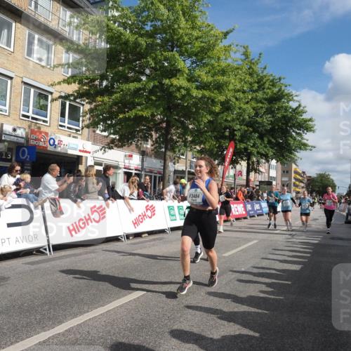 15.09.2024 - PSD Bank Halbmarathon Miley Keyser http://msf.ph/oto/7090001 15.09.2024 12:02:03 Ziel 1286, 1427, 1529, 1663, 1779, 2012, 2736, 2740, 2792, 2882, 2909, 2927, 2990, 2992, 3212, 3484 meine-sportfotos.de