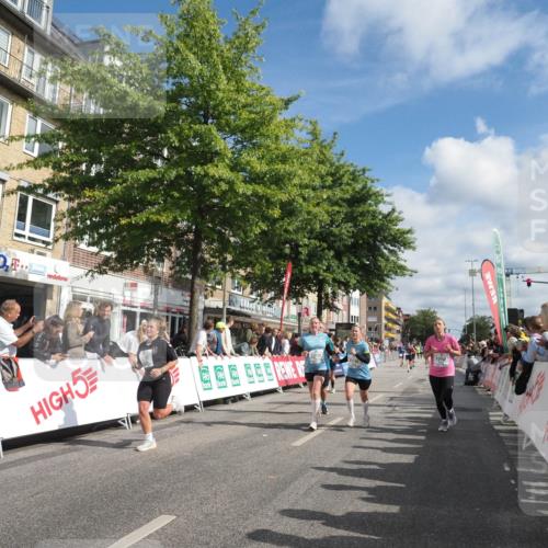 15.09.2024 - PSD Bank Halbmarathon Miley Keyser http://msf.ph/oto/7090008 15.09.2024 12:02:04 Ziel 1286, 1427, 1529, 1663, 1779, 1906, 2012, 2736, 2740, 2792, 2882, 2909, 2927, 2990, 2992, 3212, 3484 meine-sportfotos.de