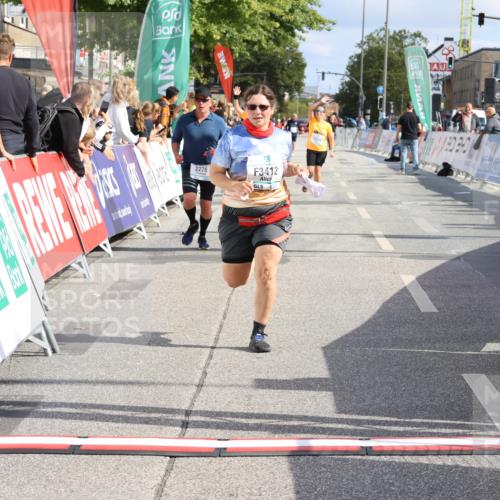 15.09.2024 - PSD Bank Halbmarathon Strokosch-Dieckow http://msf.ph/oto/7090035 15.09.2024 12:42:05 Ziel 2276, 3412 meine-sportfotos.de