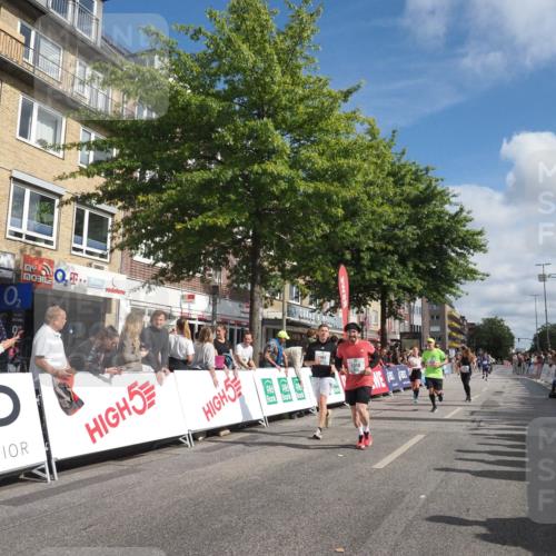15.09.2024 - PSD Bank Halbmarathon Miley Keyser http://msf.ph/oto/7090088 15.09.2024 12:02:21 Ziel 1286, 1310, 1779, 1826, 1906, 1963, 2026, 2069, 2159, 2180, 2200, 2245, 2754, 2800, 3172, 3212, 3522 meine-sportfotos.de