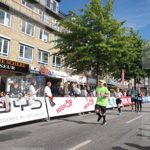 15.09.2024 - PSD Bank Halbmarathon Miley Keyser http://msf.ph/oto/7090110 15.09.2024 12:02:24 Ziel 1310, 1779, 1826, 1906, 1963, 2026, 2069, 2159, 2180, 2200, 2245, 2754, 2800, 3172, 3522 meine-sportfotos.de