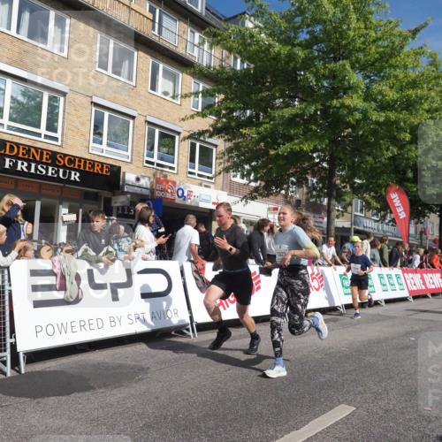 15.09.2024 - PSD Bank Halbmarathon Miley Keyser http://msf.ph/oto/7090147 15.09.2024 12:02:33 Ziel 1551, 1963, 2026, 2180, 2200, 2245, 2754, 2800, 3172, 3369, 3522 meine-sportfotos.de