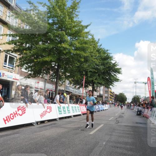 15.09.2024 - PSD Bank Halbmarathon Miley Keyser http://msf.ph/oto/7090176 15.09.2024 12:02:51 Ziel 1420, 1466, 2544 meine-sportfotos.de