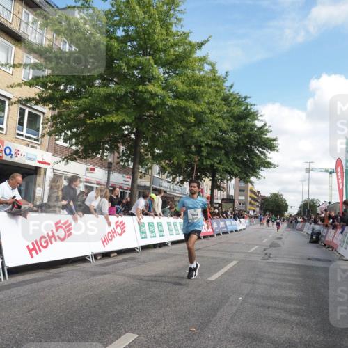 15.09.2024 - PSD Bank Halbmarathon Miley Keyser http://msf.ph/oto/7090181 15.09.2024 12:02:51 Ziel 1420, 1466, 2544 meine-sportfotos.de