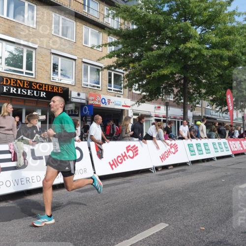 15.09.2024 - PSD Bank Halbmarathon Miley Keyser http://msf.ph/oto/7090208 15.09.2024 12:03:02 Ziel 1420, 1658, 1722, 1740, 2037, 2060, 2155, 2764, 3011 meine-sportfotos.de