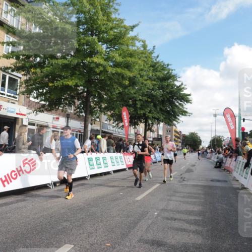 15.09.2024 - PSD Bank Halbmarathon Miley Keyser http://msf.ph/oto/7090218 15.09.2024 12:03:06 Ziel 1420, 1658, 1722, 1740, 2037, 2060, 2155, 2417, 2764, 3011 meine-sportfotos.de
