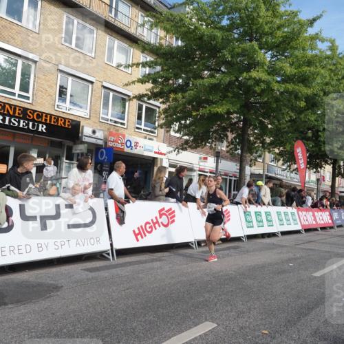 15.09.2024 - PSD Bank Halbmarathon Miley Keyser http://msf.ph/oto/7090229 15.09.2024 12:03:09 Ziel 1420, 1658, 1722, 1740, 2037, 2060, 2155, 2417, 2764, 3011 meine-sportfotos.de