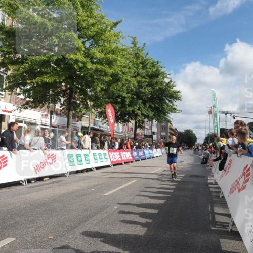 15.09.2024 - PSD Bank Halbmarathon Miley Keyser http://msf.ph/oto/7090259 15.09.2024 12:03:15 Ziel 1658, 1722, 1740, 1944, 2037, 2155, 2417, 2548, 2759, 2764, 3011 meine-sportfotos.de