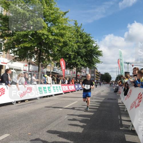 15.09.2024 - PSD Bank Halbmarathon Miley Keyser http://msf.ph/oto/7090269 15.09.2024 12:03:16 Ziel 1658, 1722, 1740, 1944, 2037, 2155, 2417, 2548, 2759, 2764, 3011 meine-sportfotos.de