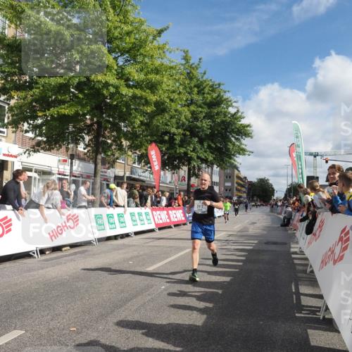 15.09.2024 - PSD Bank Halbmarathon Miley Keyser http://msf.ph/oto/7090271 15.09.2024 12:03:16 Ziel 1658, 1722, 1740, 1944, 2037, 2155, 2417, 2548, 2759, 2764, 3011 meine-sportfotos.de