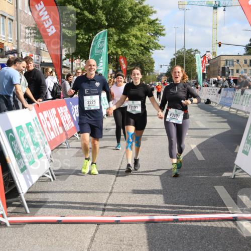 15.09.2024 - PSD Bank Halbmarathon Strokosch-Dieckow http://msf.ph/oto/7090275 15.09.2024 12:42:28 Ziel 2225, 3131, 3191, 3363 meine-sportfotos.de