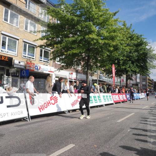 15.09.2024 - PSD Bank Halbmarathon Miley Keyser http://msf.ph/oto/7090288 15.09.2024 12:03:24 Ziel 1944, 2062, 2417, 2548, 2759, 3056 meine-sportfotos.de