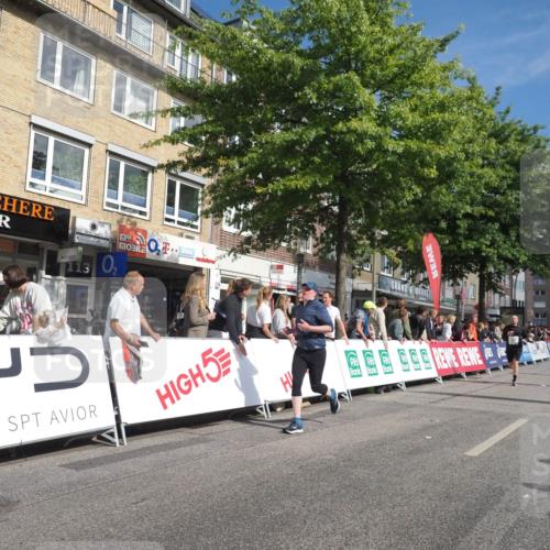 15.09.2024 - PSD Bank Halbmarathon Miley Keyser http://msf.ph/oto/7090297 15.09.2024 12:03:27 Ziel 1944, 2062, 2417, 2520, 2548, 2746, 2759, 3056 meine-sportfotos.de