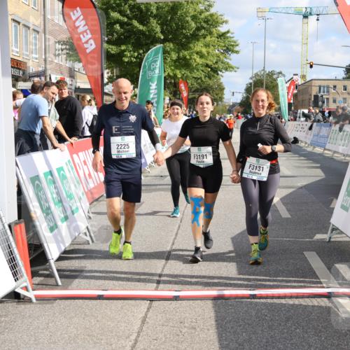 15.09.2024 - PSD Bank Halbmarathon Strokosch-Dieckow http://msf.ph/oto/7090305 15.09.2024 12:42:29 Ziel 2225, 3131, 3191, 3363 meine-sportfotos.de
